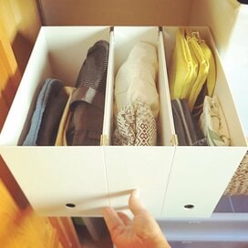 ファイルボックスの＜向きを変える＆クリップでつなげる＞だけ！超便利な収納アイデア