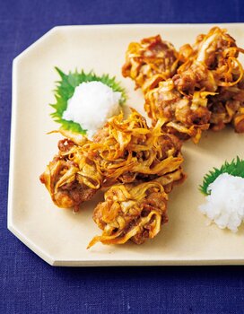豚こま肉とゴボウのかき揚げ。カリッとした食感がやみつき