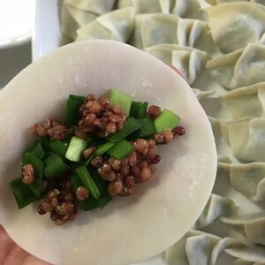 ニラはあまり混ぜすぎないように