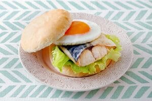 ノルウェー塩さばの月見バーガー