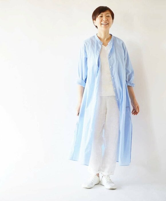 空色シャツワンピースコーデ