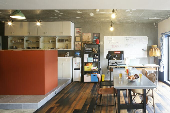 ヴィンテージ加工のフローリング