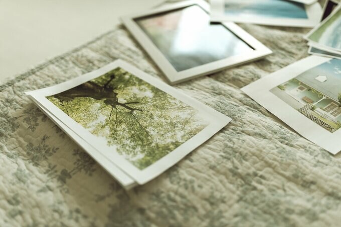 壁にピクチャーレールをつけておくといい