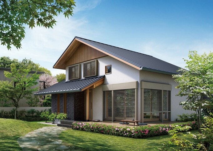 外づけブラインドを採用した家の外観