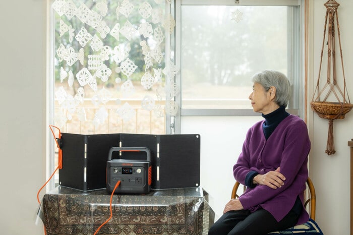 70代・「ポータブル電源」のある暮らし。災害時だけではなく、節約にも