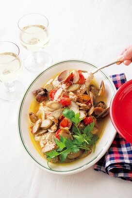 ゴボウとシーフードのアクアパッツア。ごちそう感満載の腸活レシピ