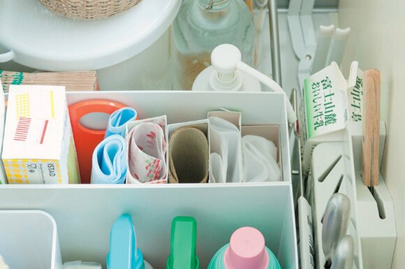 消耗品の包装箱は頭を切ってそのまま活用