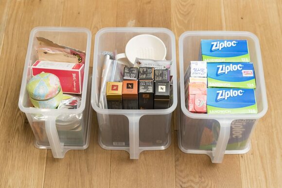 開封したものとストックを分けずにまとめる