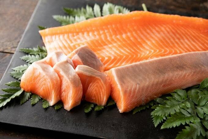 サーモンと鮭の違い 知っていますか おいしい食べ方も伝授 Esseonline エッセ オンライン サーモンと鮭の違い 知っていますか おいしい食べ方も伝授 Esseonline エッセ オンライン