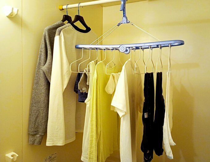 夫婦の2日分の洗濯物の量。そのほか、タオル類が数枚あります