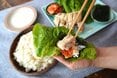 炊飯器でほったらかし！「鶏ポッサム」レシピ。家族で楽しめるラクうまごはん  