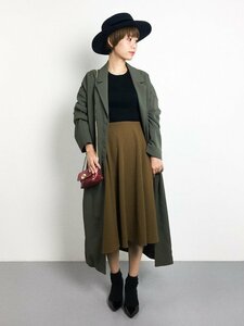 つものワンサイズ上と下を試着してシルエットを見る