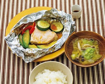 カジキとアボカドの和風ホイル焼き献立。簡単しっとり、野菜も一緒に