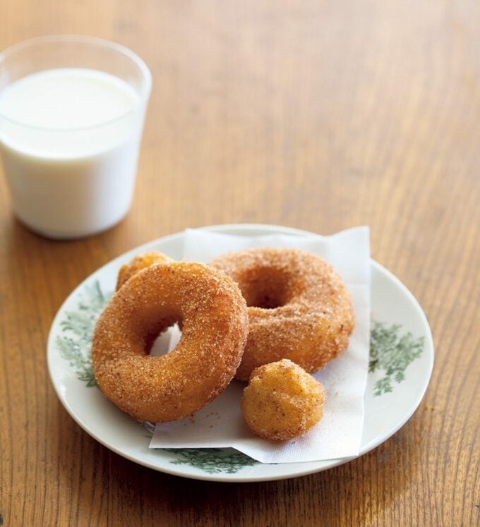 シナモンシュガーのドーナツ