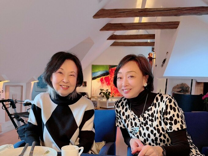 川上麻衣子さんと母