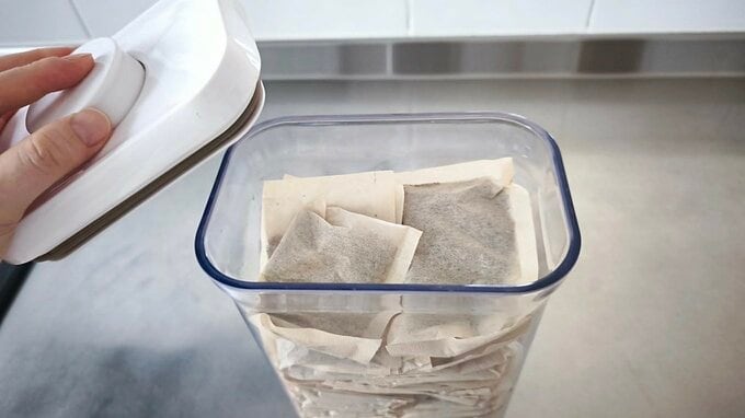 片手でもスムーズに開け閉めできる