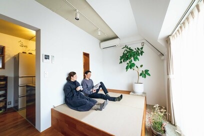 58㎡でもゆったり、収納たっぷり。パントリーや小上がりもあるマンションリノベ