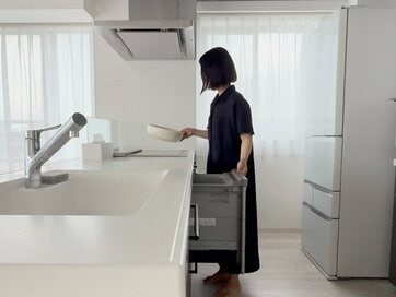 30代ミニマリスト「家電を駆使して、家事も手放した」。ふきんは使わず、あえて使い捨てペーパータオルに