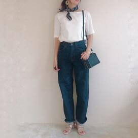 990円なのに！GUのTシャツは旬のアシンメトリー