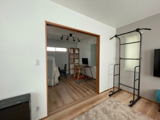 リビングの横のピアノ室