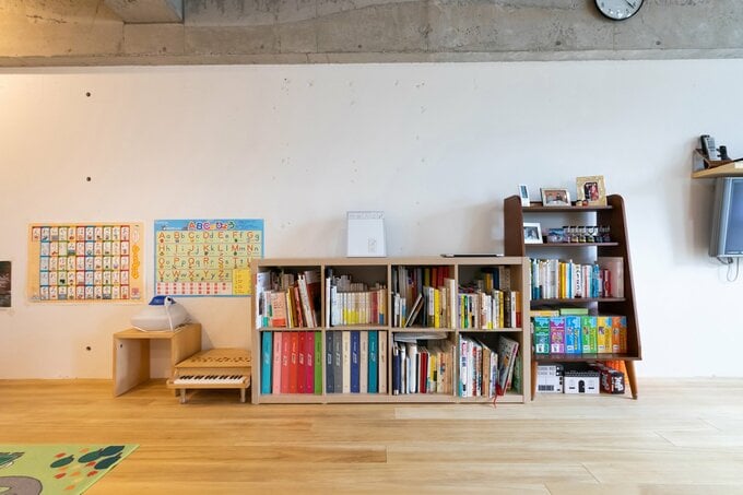 壁の塗装をDIYで仕上げたリビング