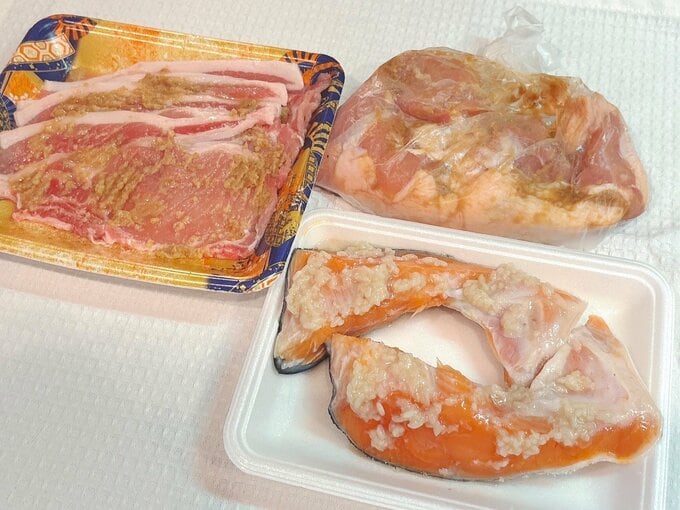 肉や魚はこうじ・みそ漬け
