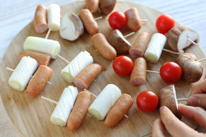 つまようじに2つずつ刺す