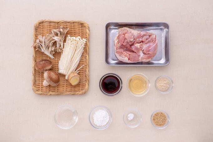 鶏肉ときのこの甘酢あん 材料