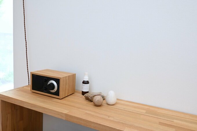 キャビネットの上