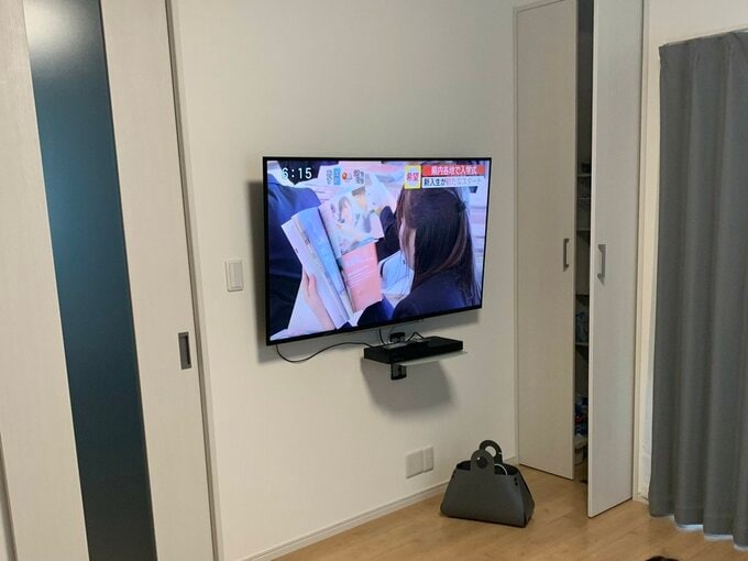 自宅のテレビ