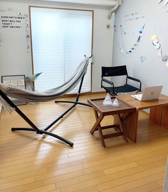 ワークスペースにハンモック