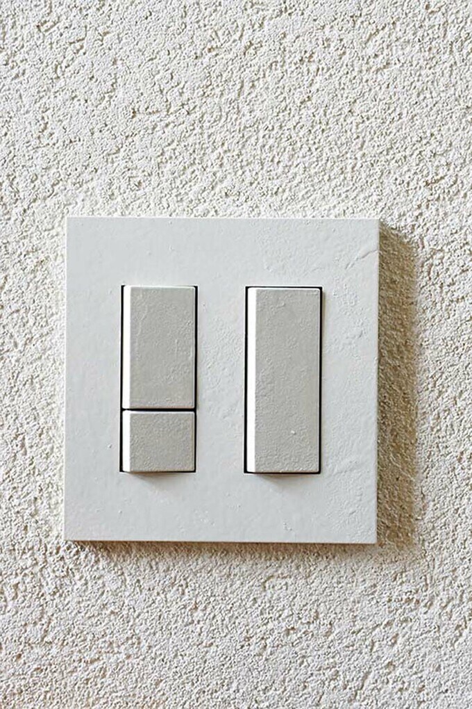 スイッチやコンセントは、目立たないように徹底