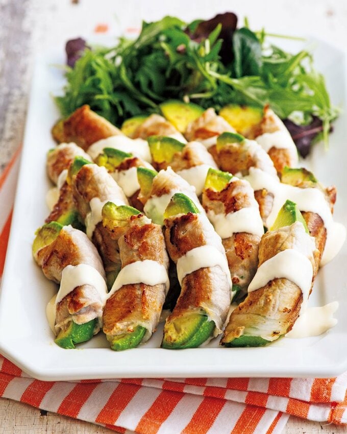 アボカドの肉巻きソテーガーリックマヨソース