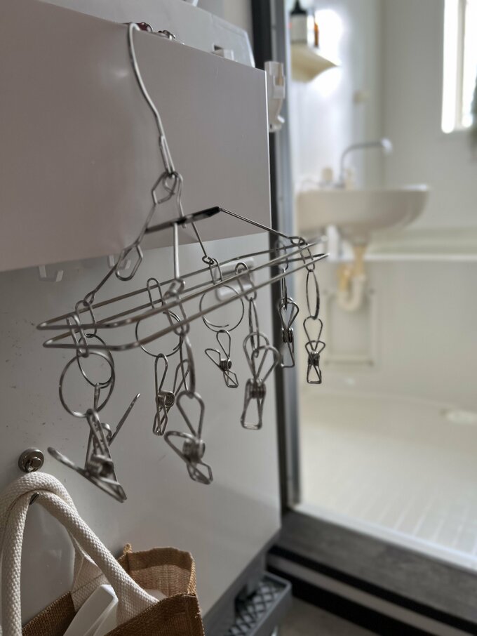 下着や靴下は洗濯もの干しに