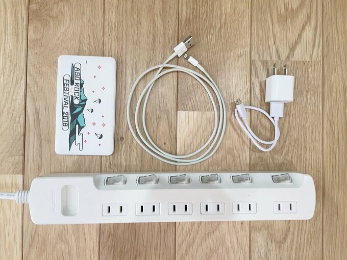 スマホとバッテリー類