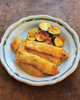 鮭のタンドリー焼きのレシピ。家にある調味料でラクうまエスニック