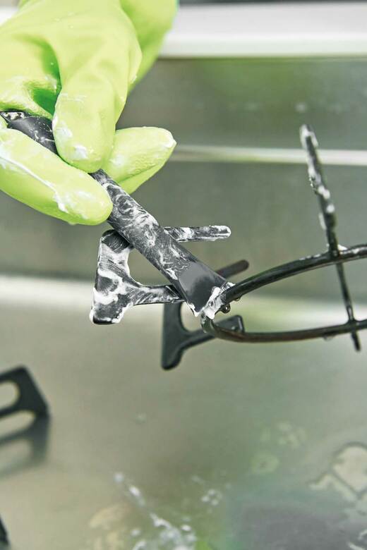 五徳の焦げおとし