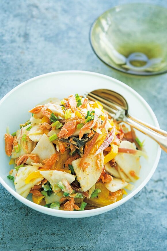 鮭とカブのサラダ