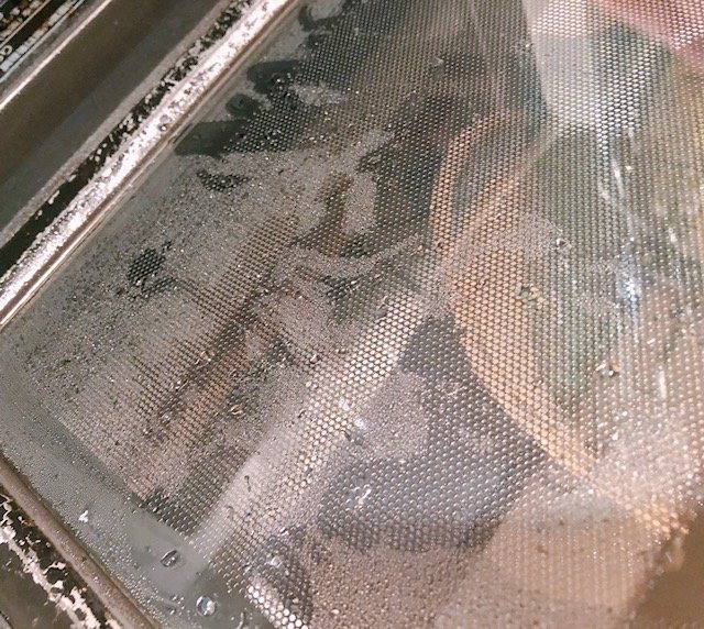 水滴がついたレンジ