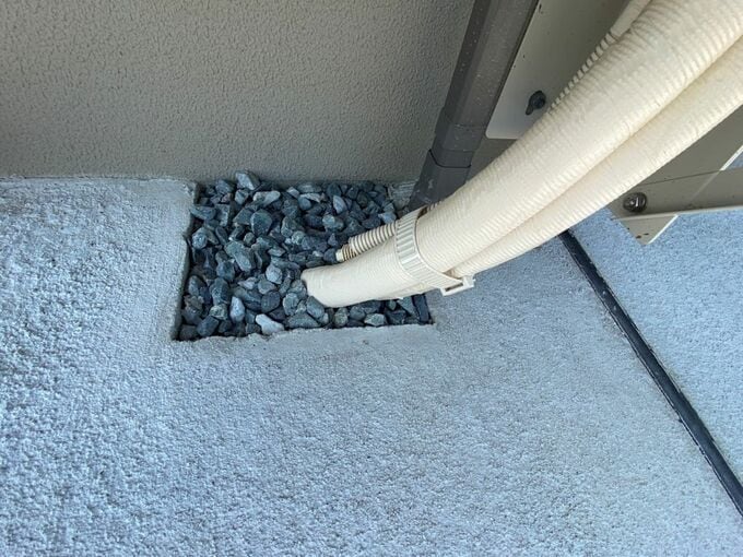 エアコンのドレンホース