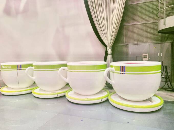 マグカップの置物4つ