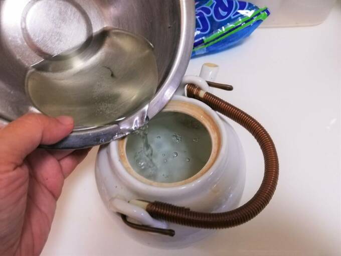 急須の茶渋とり