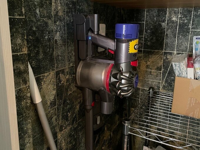 充電中の掃除機