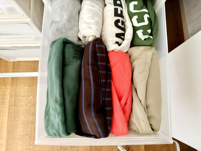 服の引き出し収納