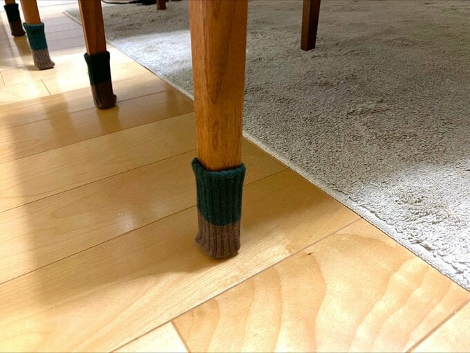 イスの脚カバー　アップ