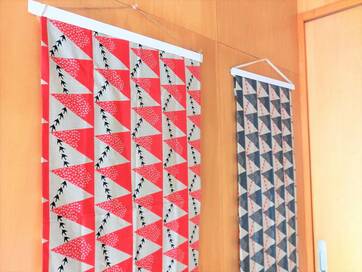 季節感ある部屋に！手ぬぐいを簡単タペストリーにする方法