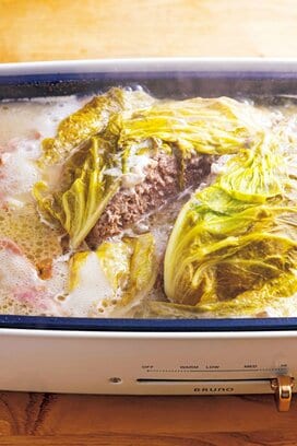 ホットプレートで超簡単「巻かないロールキャベツ」。肉汁があふれる！