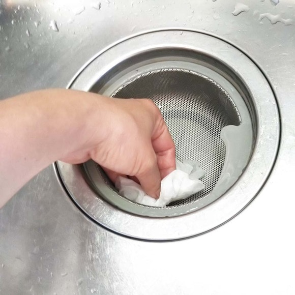 排水口のフタを取る