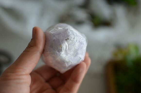 底の穴を閉じる