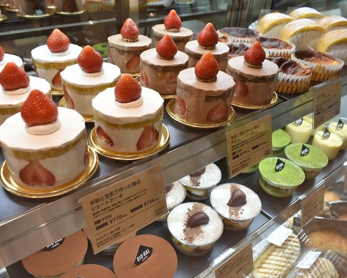 ビオラルカフェの生ケーキ